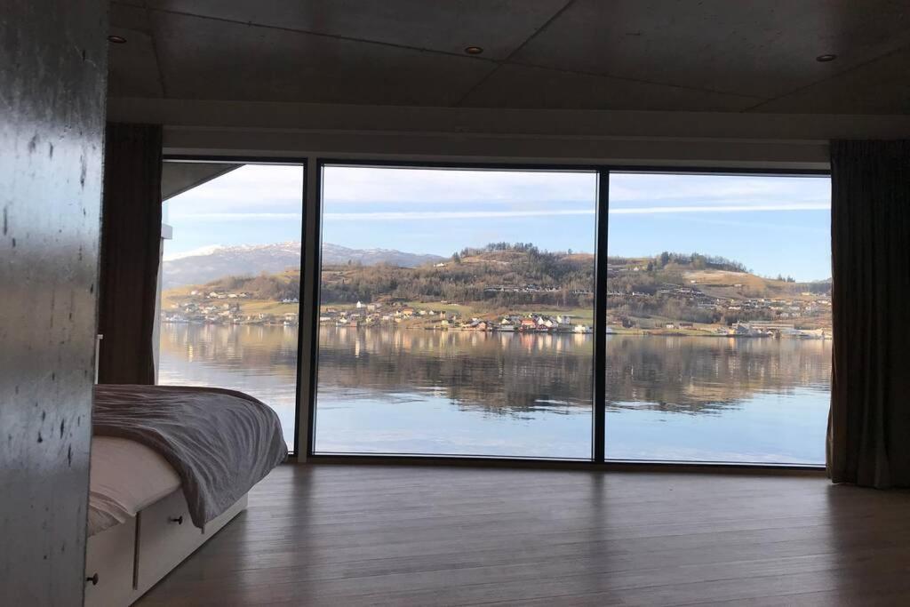 Panoramaresort In Hardangerfjorden Leilighet I Sjokanten Ved Hardangerfjorden For 7 Personer Boat , Sauna,Kajak, Sup For Rent Øystese Екстериор снимка