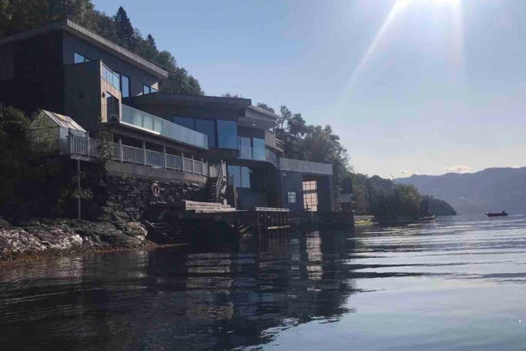 Panoramaresort In Hardangerfjorden Leilighet I Sjokanten Ved Hardangerfjorden For 7 Personer Boat , Sauna,Kajak, Sup For Rent Øystese Екстериор снимка