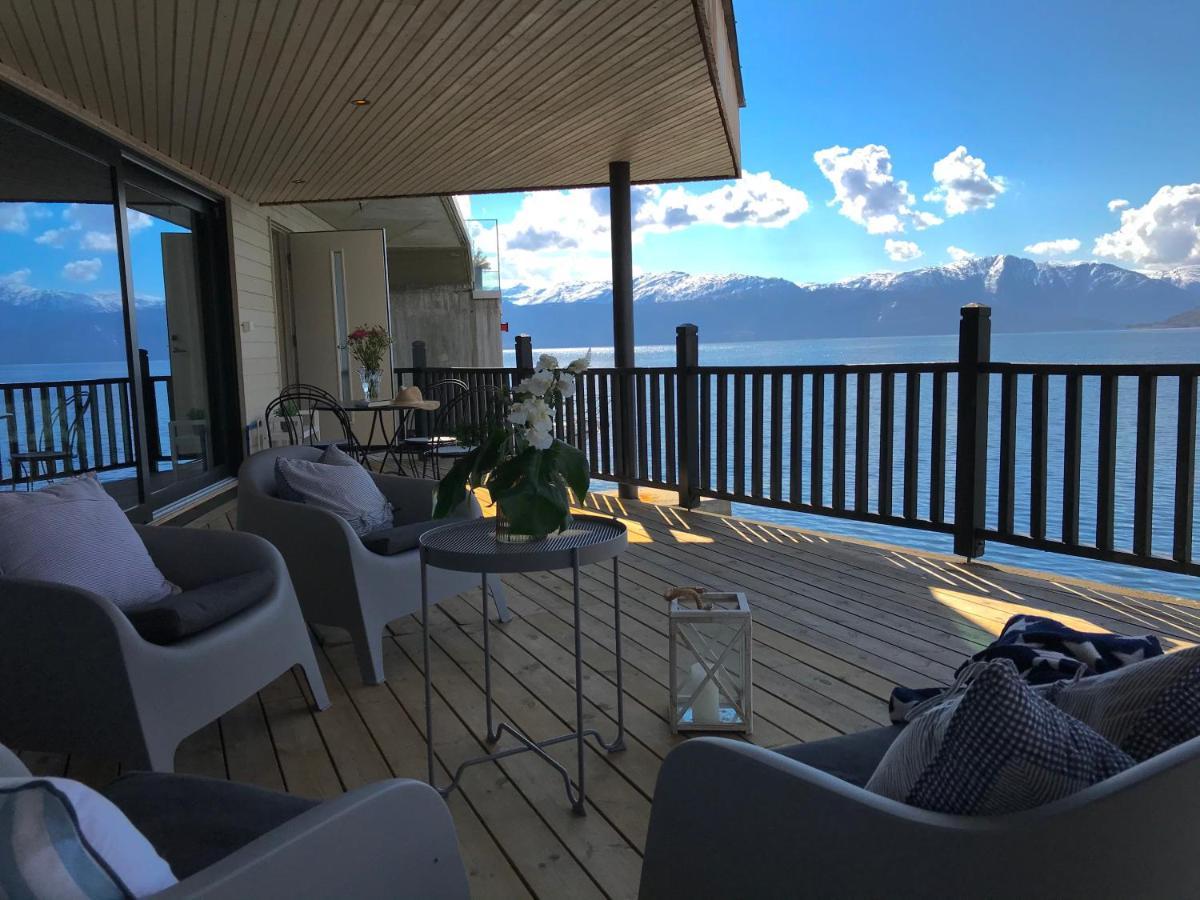Panoramaresort In Hardangerfjorden Leilighet I Sjokanten Ved Hardangerfjorden For 7 Personer Boat , Sauna,Kajak, Sup For Rent Øystese Екстериор снимка