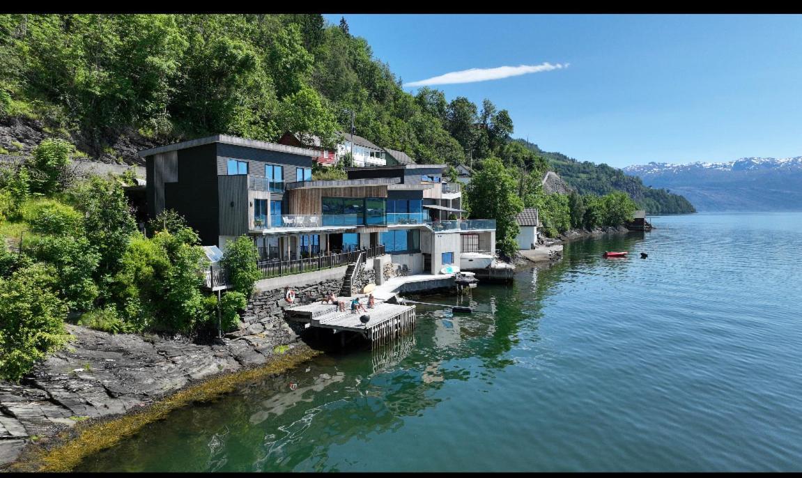 Panoramaresort In Hardangerfjorden Leilighet I Sjokanten Ved Hardangerfjorden For 7 Personer Boat , Sauna,Kajak, Sup For Rent Øystese Екстериор снимка